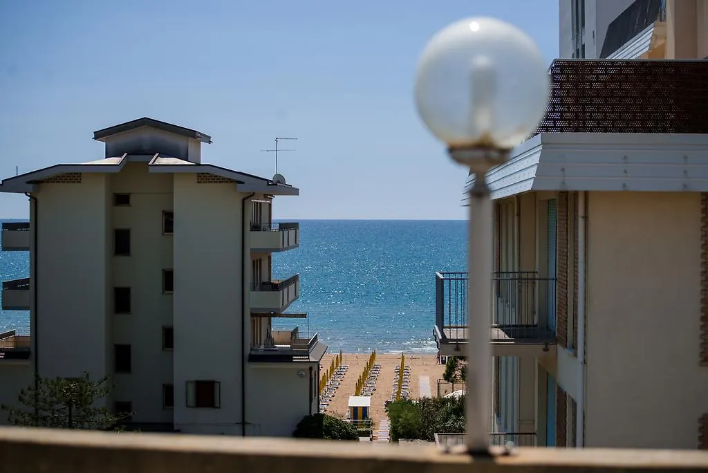 Residence Playa R.T.A. Jesolo 0*,